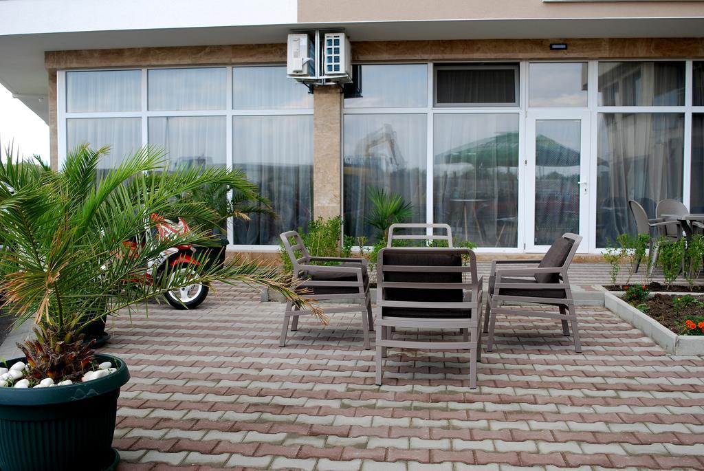 פומורי Dune Boutique Hotel מראה חיצוני תמונה